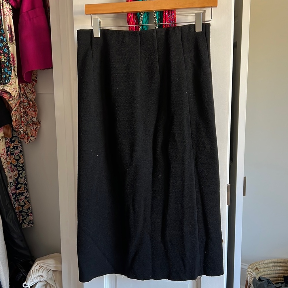 Black Club Monaco pencil skit with elastic waist